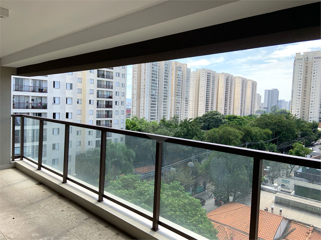 APARTAMENTO em ALTO DA LAPA