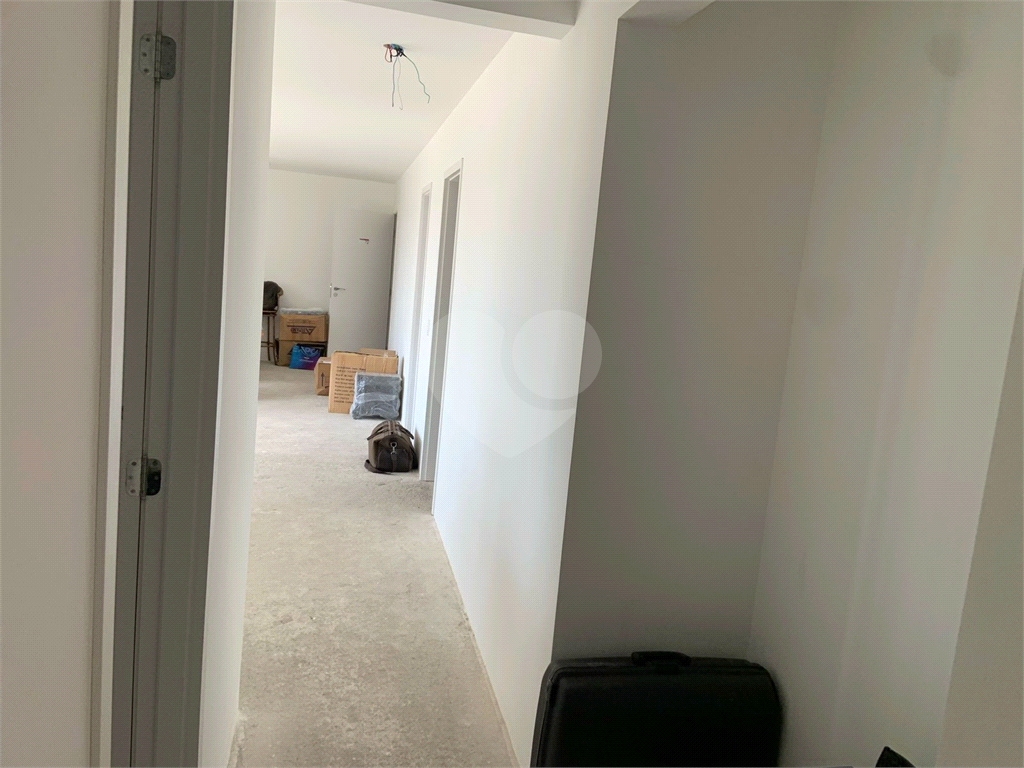 APARTAMENTO em ALTO DA LAPA