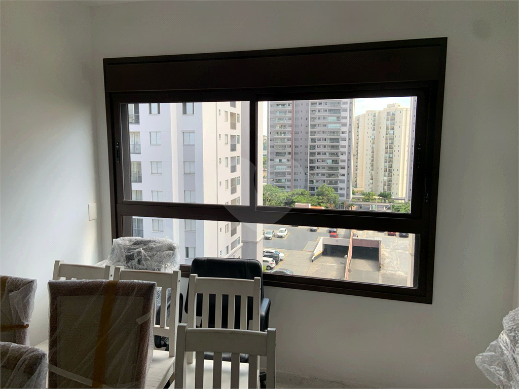 APARTAMENTO em ALTO DA LAPA
