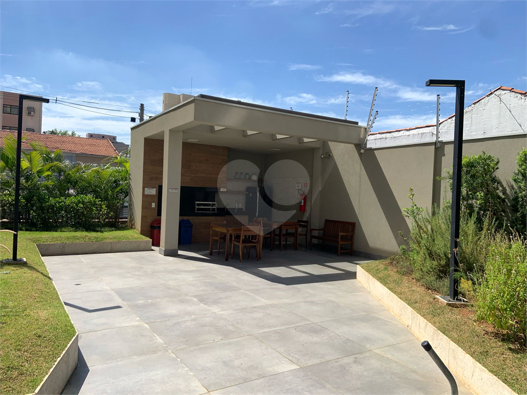 APARTAMENTO em ALTO DA LAPA