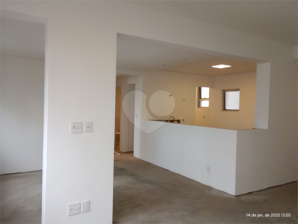 APARTAMENTO em SANTANA