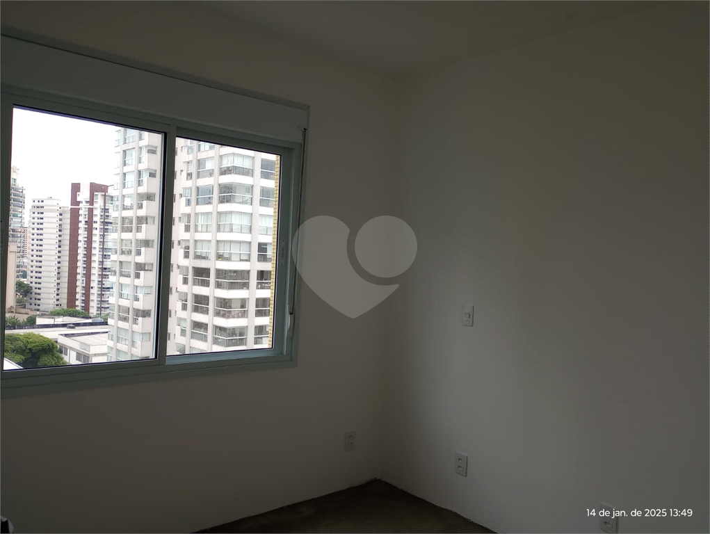 APARTAMENTO em SANTANA