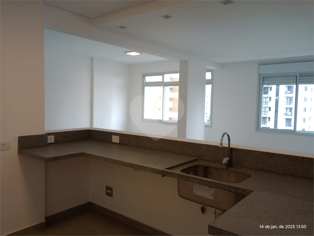 APARTAMENTO em SANTANA