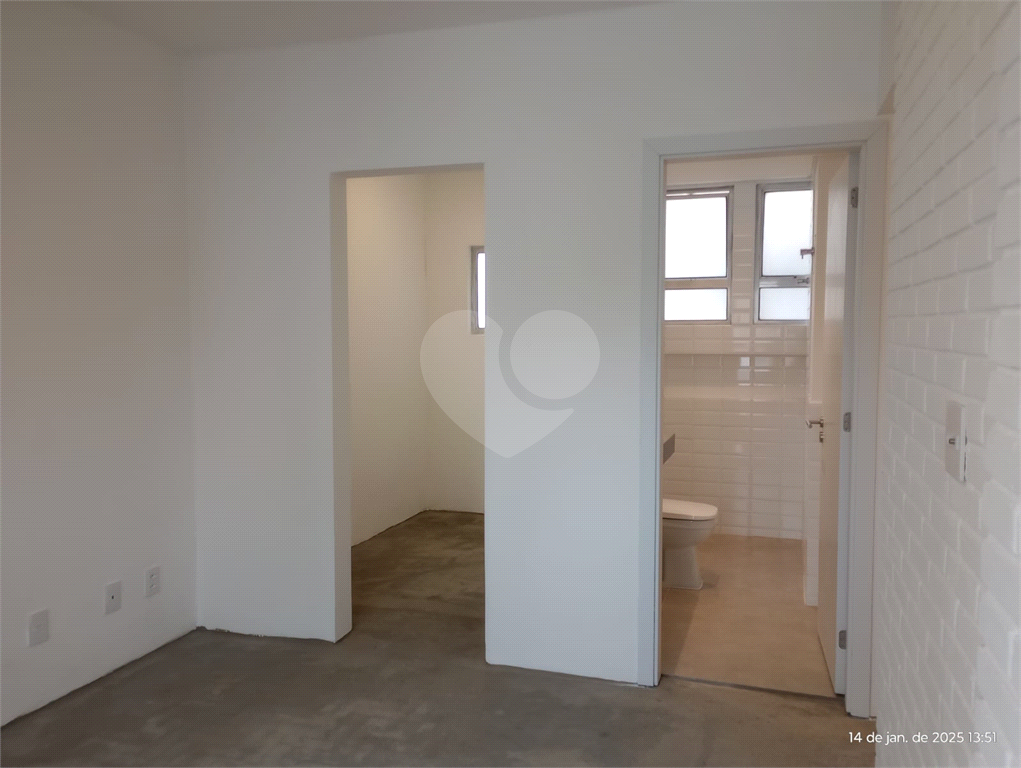APARTAMENTO em SANTANA