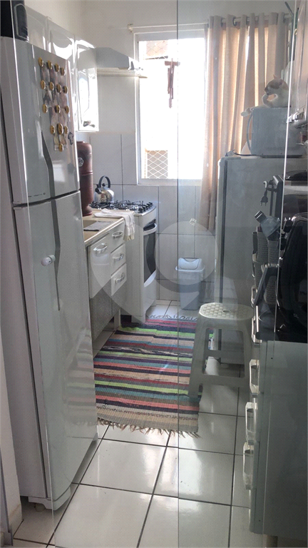 Apartamento à venda com 2 quartos, 42m² - Foto 3