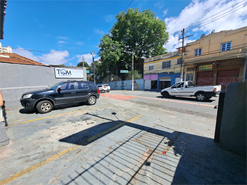 Terreno a venda na Avenida Maria Candida