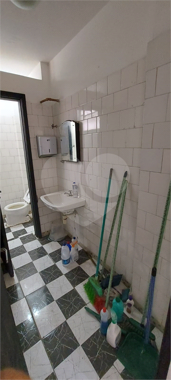 Sala comercial para venda no Centro de São Paulo