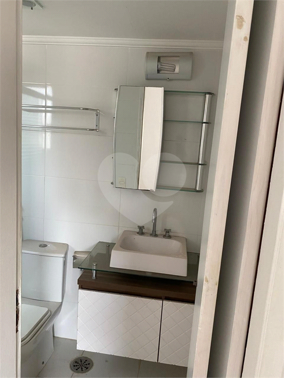 APARTAMENTO em SANTANA