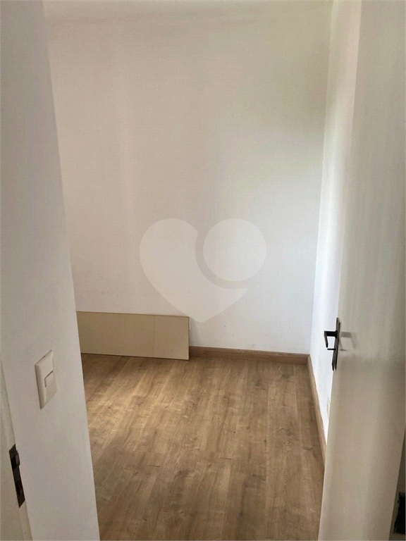 APARTAMENTO em SANTANA