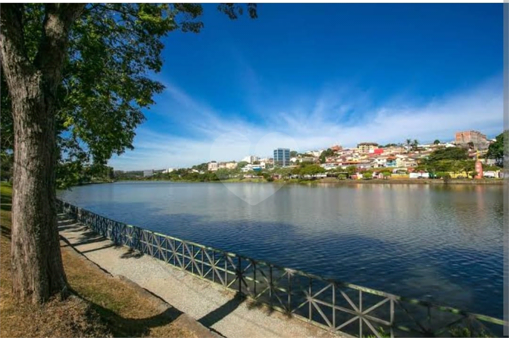 Casa, 5 quartos, 210 m² - Foto 14