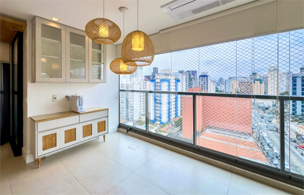APARTAMENTO em VILA OLÍMPIA
