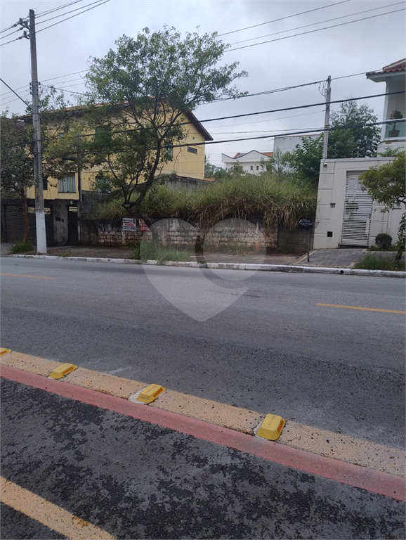 Terreno na rua Alcindo Bueno de Assis, localizada no bairro do Tucuruvi em São Paulo,