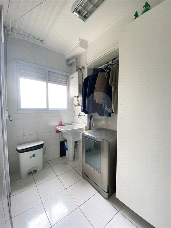 Apartamento à venda com varanda, vista incrível e lazer completo no condomínio