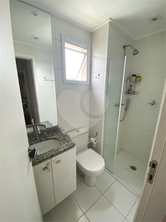 Apartamento à venda com varanda, vista incrível e lazer completo no condomínio