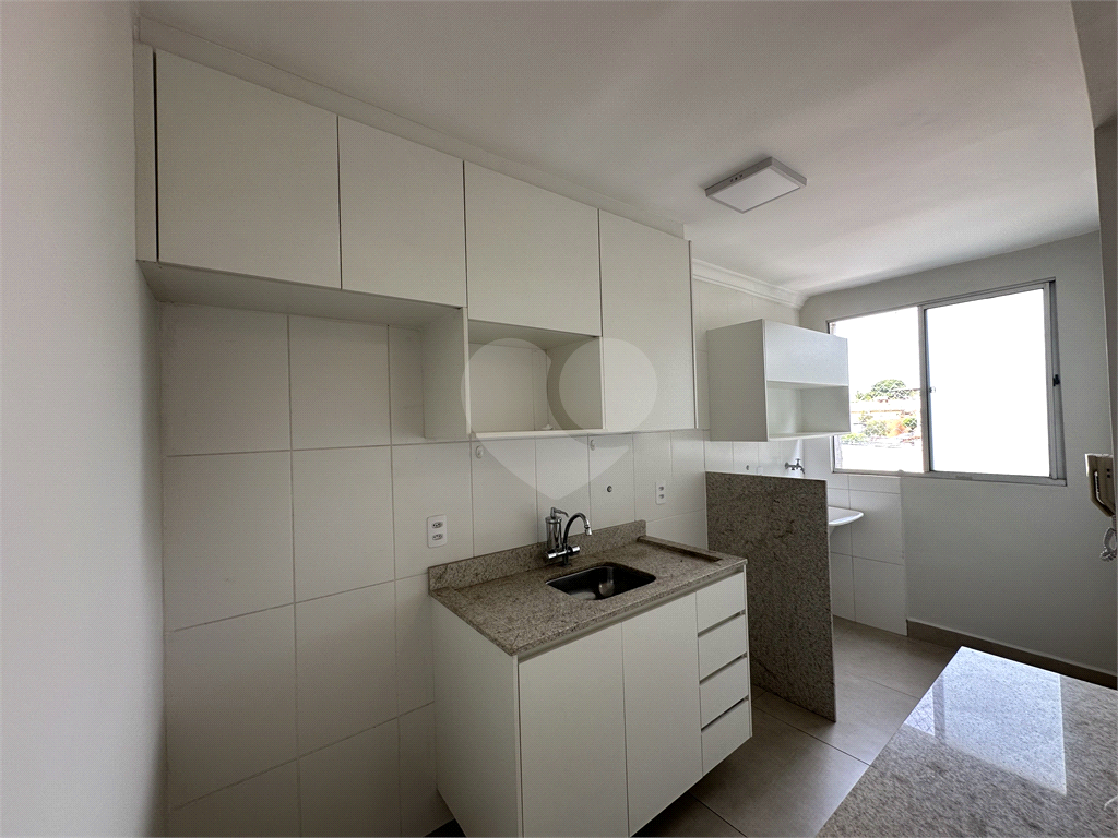 Apartamento à venda com 2 quartos, 46m² - Foto 1