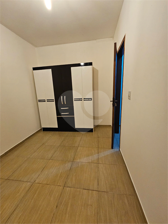 Casa para alugar com 3 quartos, 180m² - Foto 9