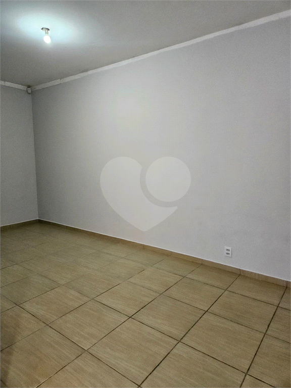 Casa para alugar com 3 quartos, 180m² - Foto 18