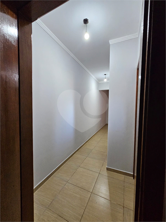 Casa para alugar com 3 quartos, 180m² - Foto 4