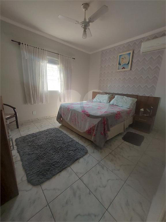 Chácara à venda com 4 quartos, 328m² - Foto 14