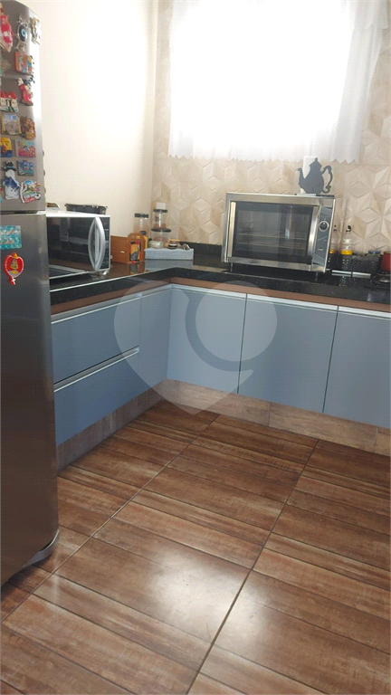 Chácara à venda com 4 quartos, 328m² - Foto 27