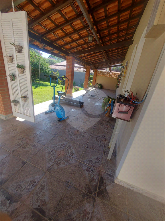 Chácara à venda com 4 quartos, 328m² - Foto 22