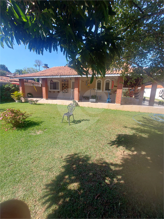 Chácara à venda com 4 quartos, 328m² - Foto 18
