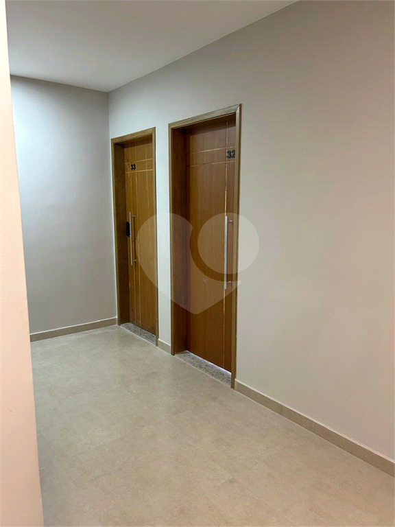 Apartamento à venda com 2 quartos, 62m² - Foto 21