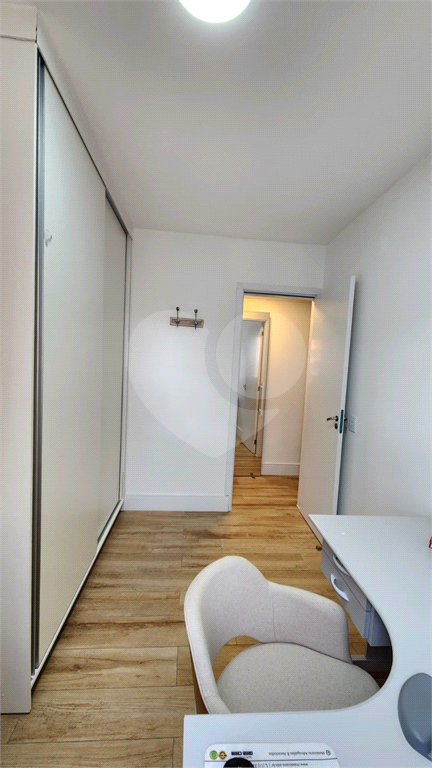 Apartamento à venda com 3 quartos, 73m² - Foto 13