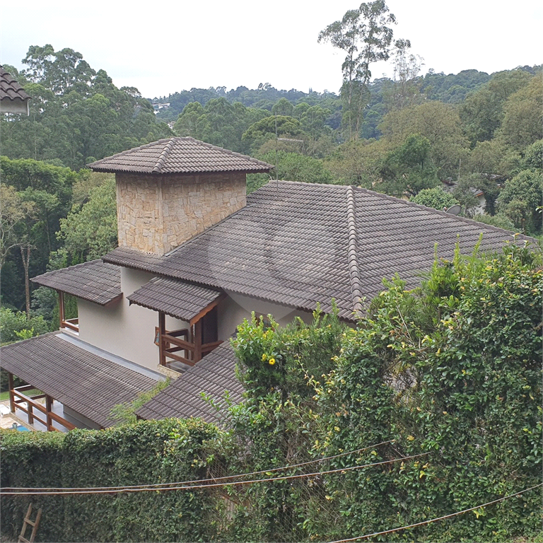 SOBRADO em ROSEIRA