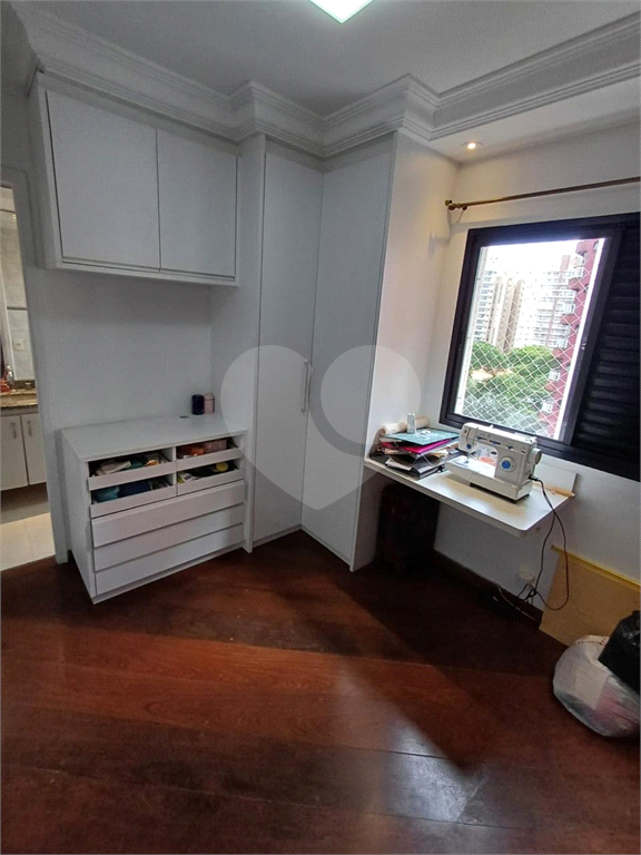 APARTAMENTO em TATUAPÉ