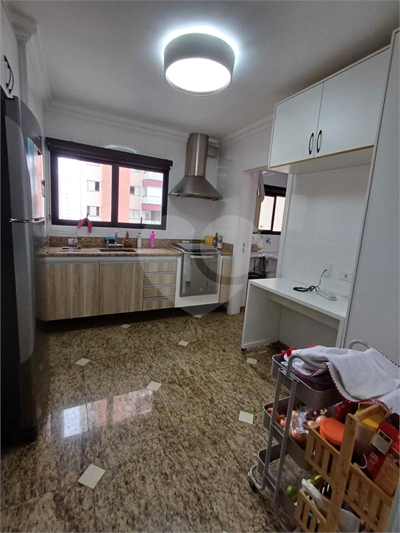 APARTAMENTO em TATUAPÉ