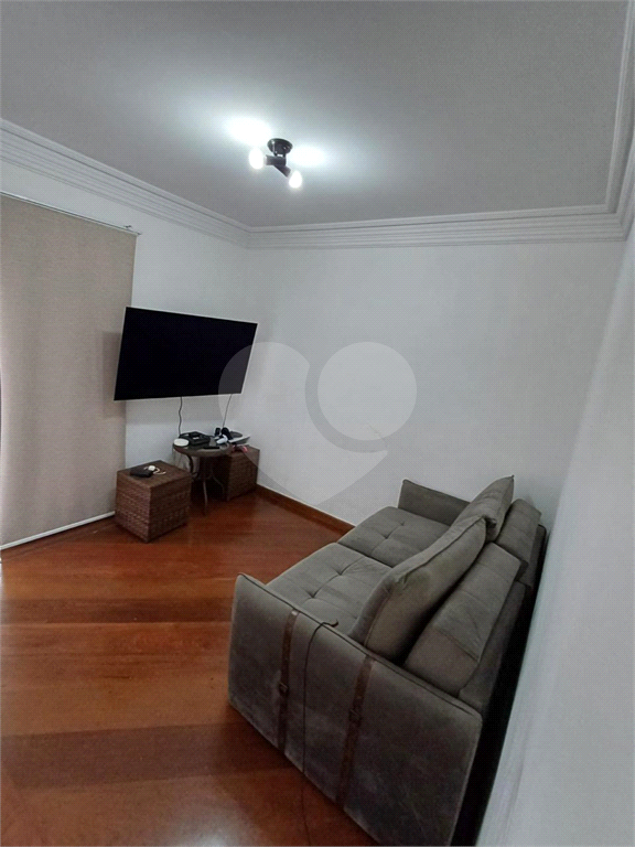 APARTAMENTO em TATUAPÉ