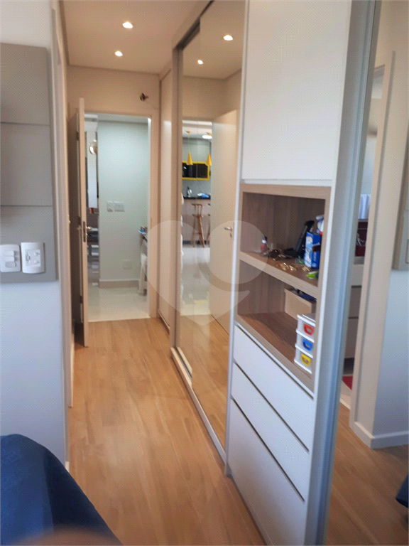 Apartamento para alugar com 2 quartos, 64m² - Foto 8