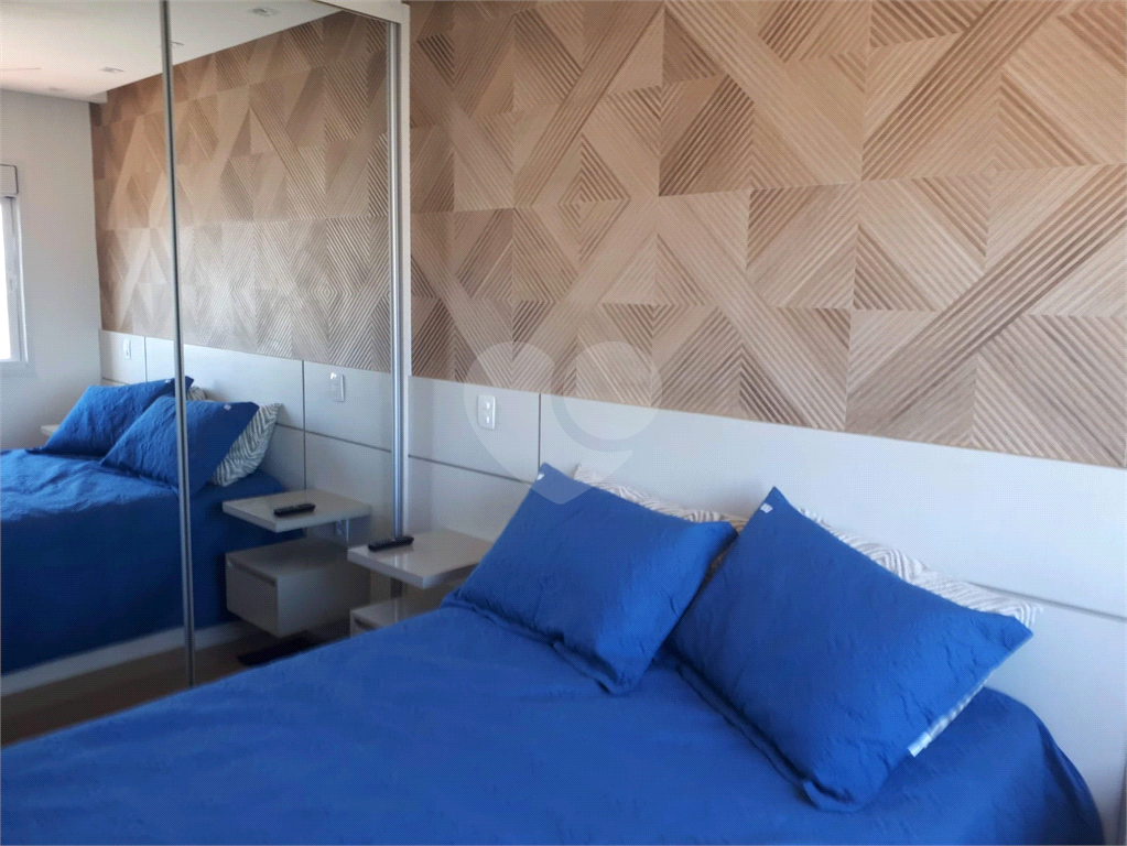 Apartamento para alugar com 2 quartos, 64m² - Foto 18