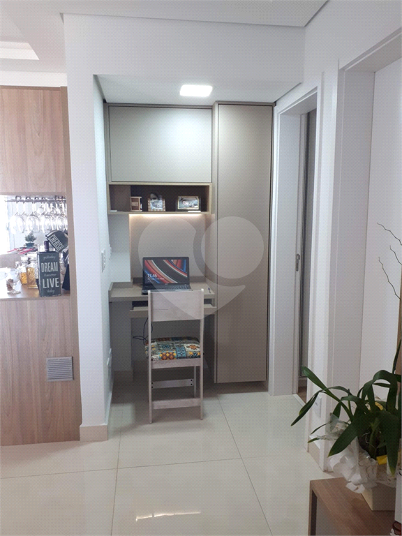 Apartamento para alugar com 2 quartos, 64m² - Foto 4