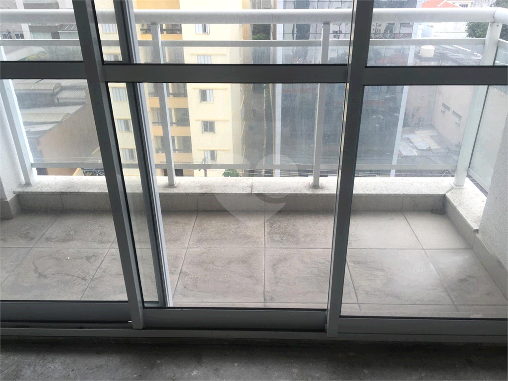 Apartamento /Studio novo ao lado do metro Santana