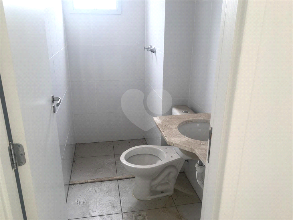 Apartamento /Studio novo ao lado do metro Santana