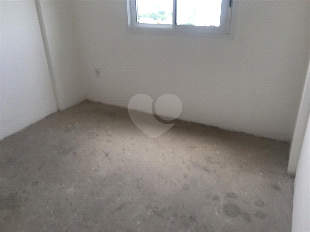 Apartamento /Studio novo ao lado do metro Santana