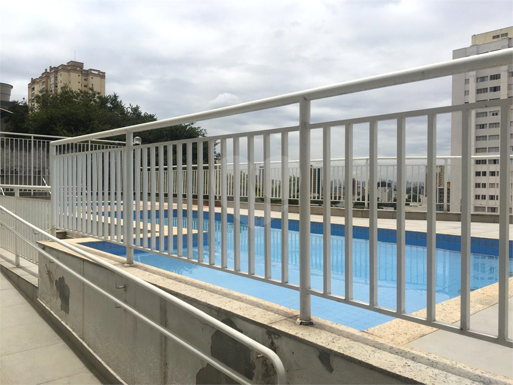Apartamento /Studio novo ao lado do metro Santana