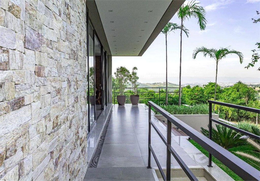 Casa de Condomínio à venda com 5 quartos, 640m² - Foto 4