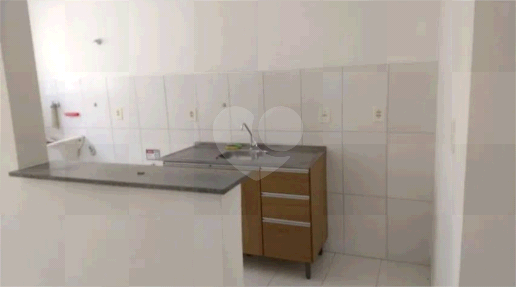 Apartamento à venda com 2 quartos, 47m² - Foto 15