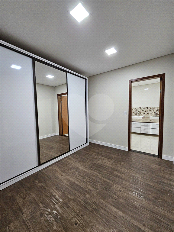 Casa de Condomínio à venda e aluguel com 4 quartos, 340m² - Foto 8