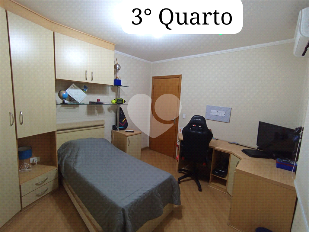 Sobrado de Vila em Santana