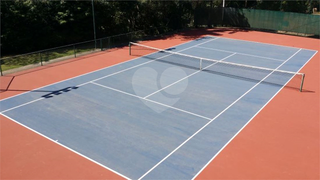 Casa à Venda Serra da Cantareira 3 quartos, piscina, área gourmet, quadra de tenis