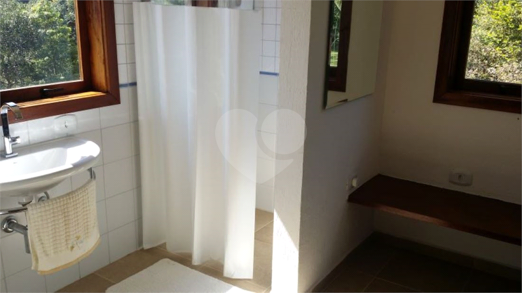 Casa à Venda Serra da Cantareira 3 quartos, piscina, área gourmet, quadra de tenis