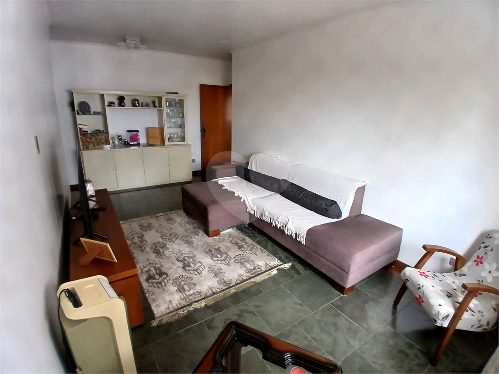 APARTAMENTO em SANTANA