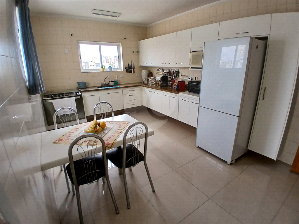 APARTAMENTO em SANTANA