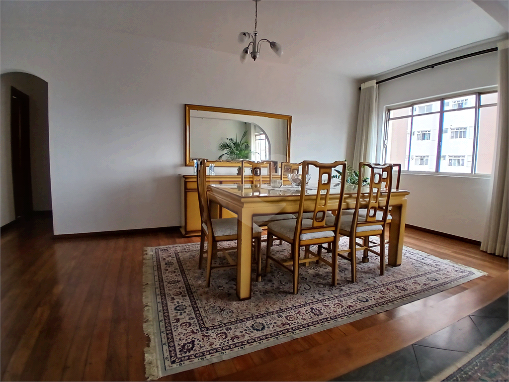 APARTAMENTO em SANTANA