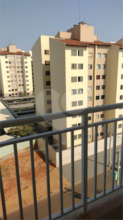 Apartamento à venda com 2 quartos, 46m² - Foto 2