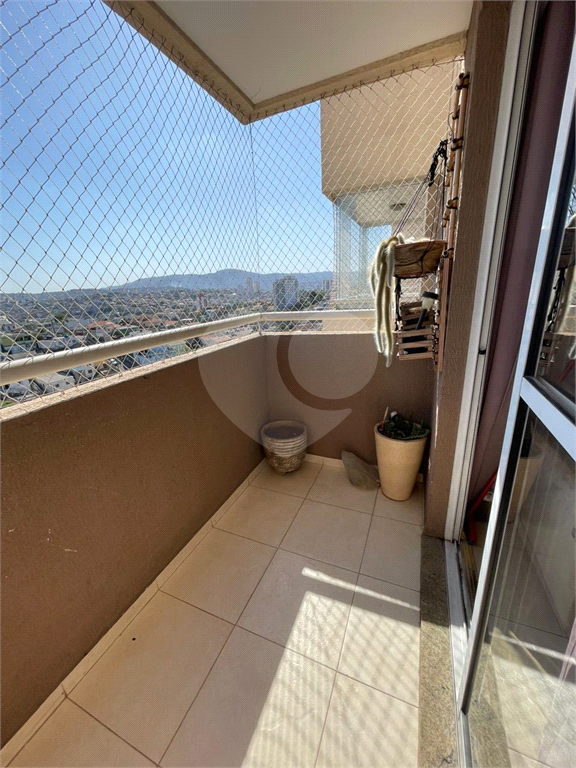 APARTAMENTO em LIMÃO